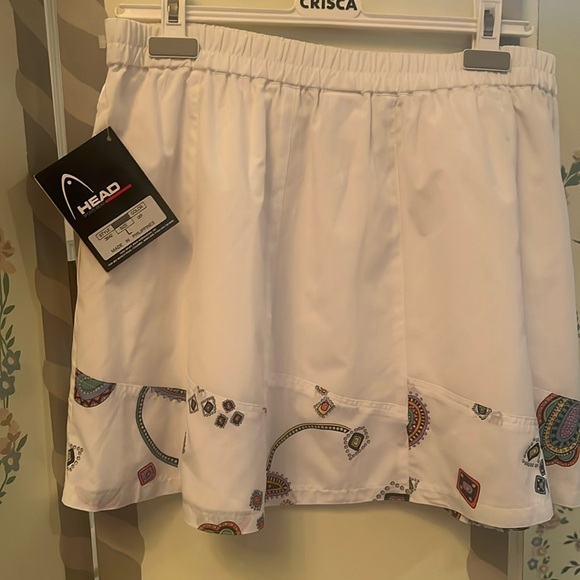 LADIES TENNIS SKIRT HEAD WHITE WITH COLORFUL PAISLEY TRIM ON BOTTOM - Picture 1 of 8